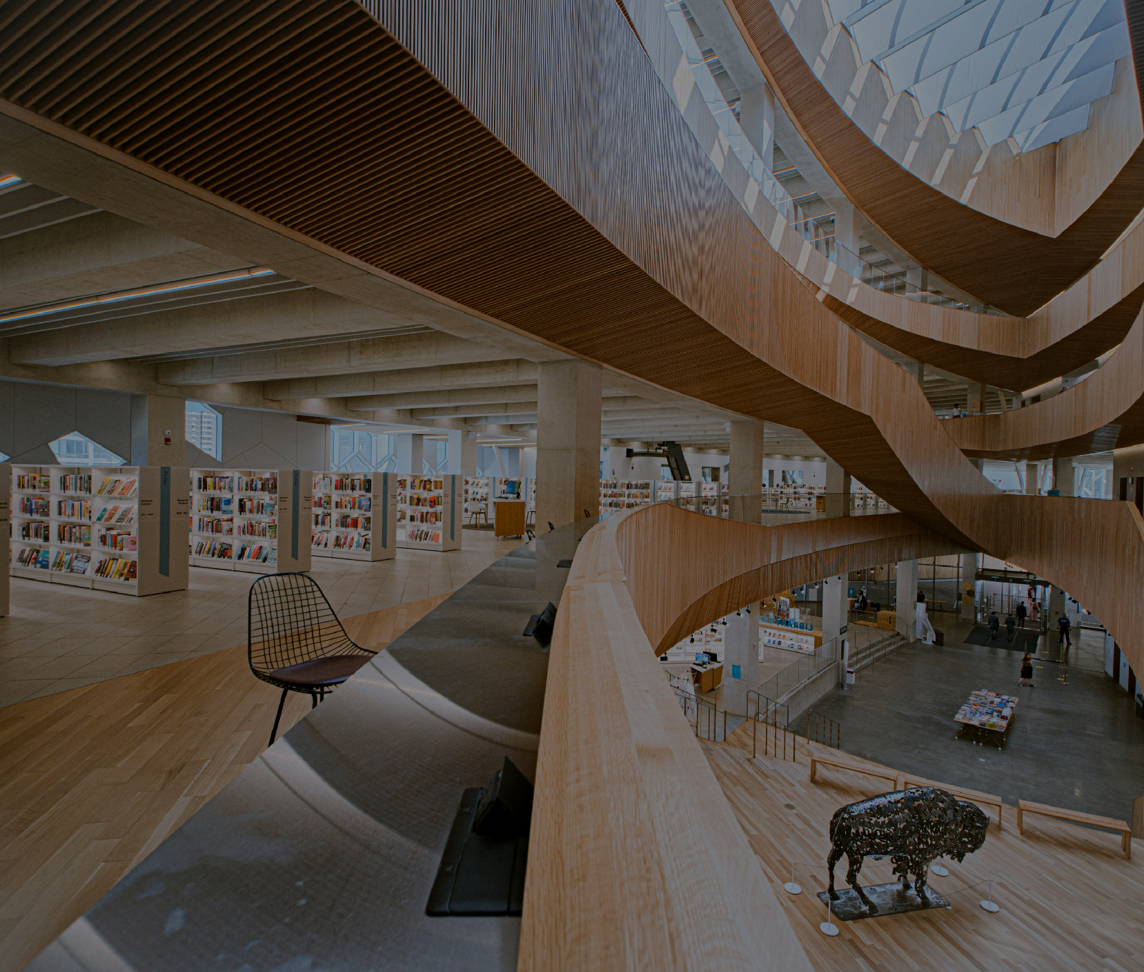 關鍵詞：智慧園區，公共空間設計，數字化場館，深圳市武智科技;描述：深圳市武智科技智慧園區解決方案中的現代化公共空間，體現數字化場館設計理念